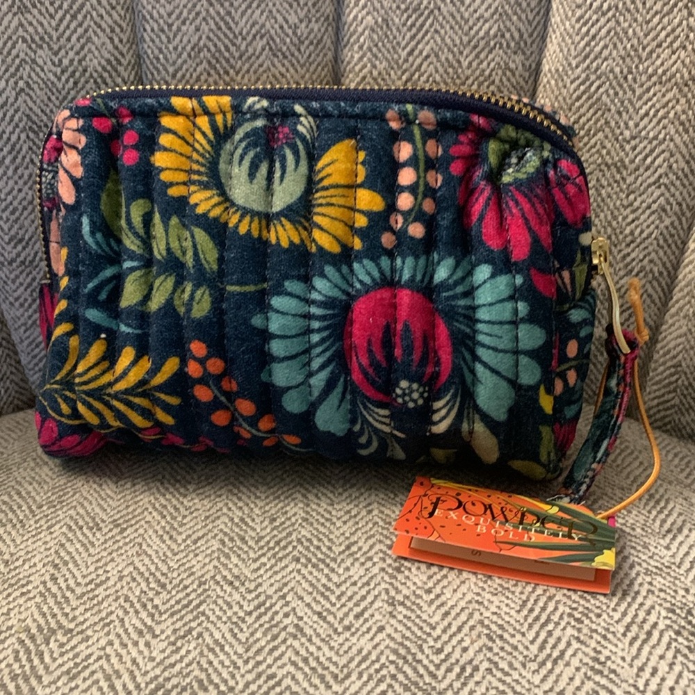 Powder Cosmetic Bag & Socks NWT - Picture 6 of 16